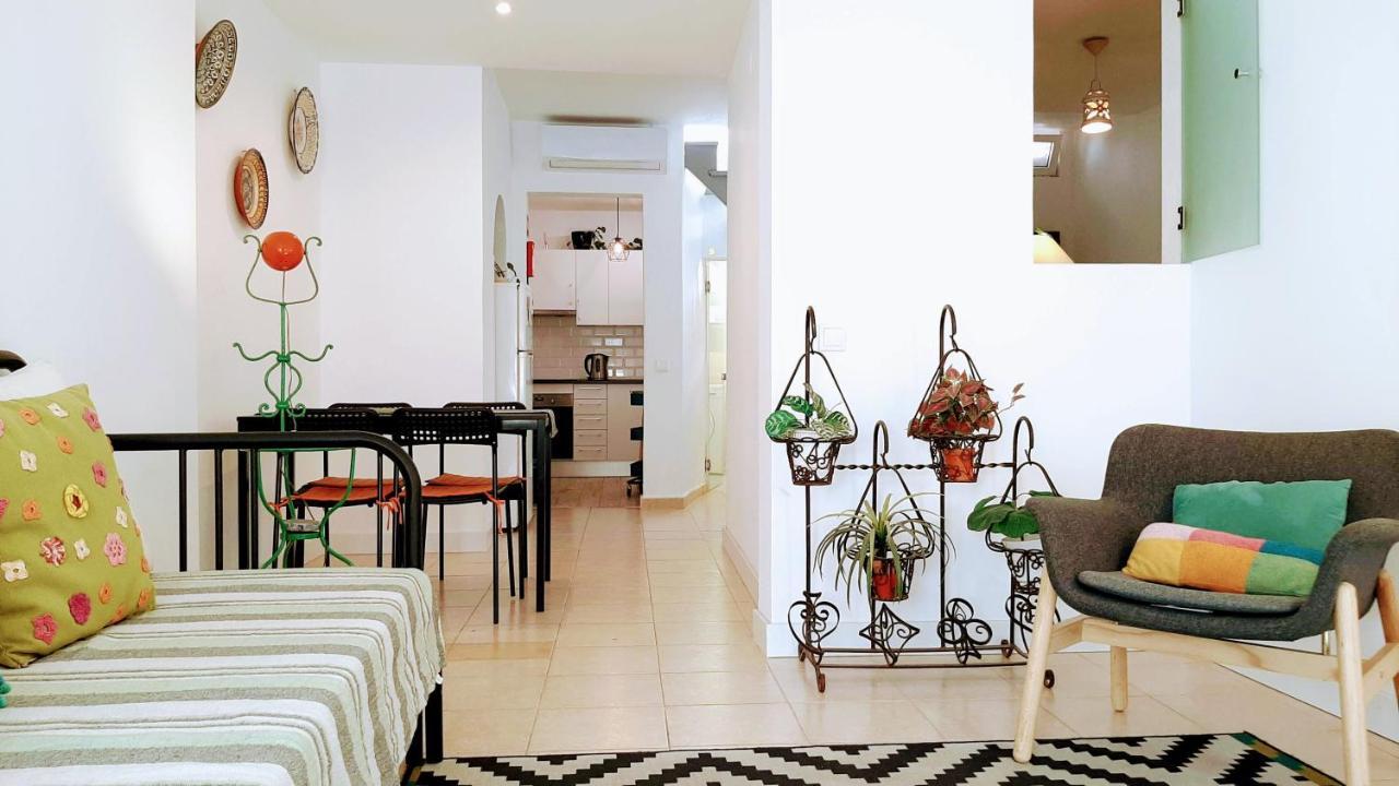 Happy Terrace Downtown Tiny House 100% Portuguese Ferienhaus