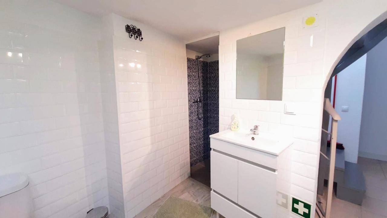 Happy Terrace Downtown Tiny House 100% Portuguese * Distrikt Faro